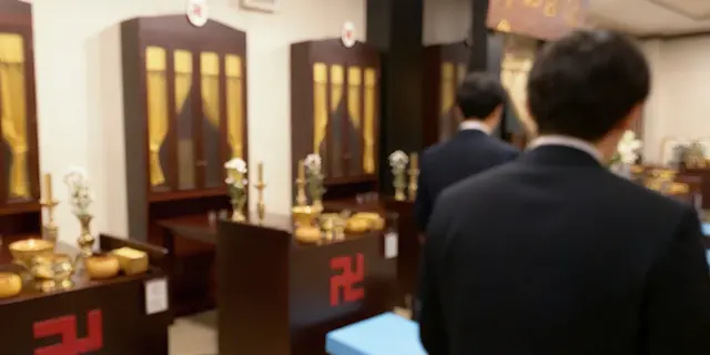 道院の見学風景